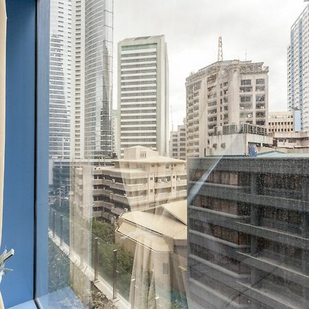Csuites At Two Central Residences Makati City Exteriér fotografie