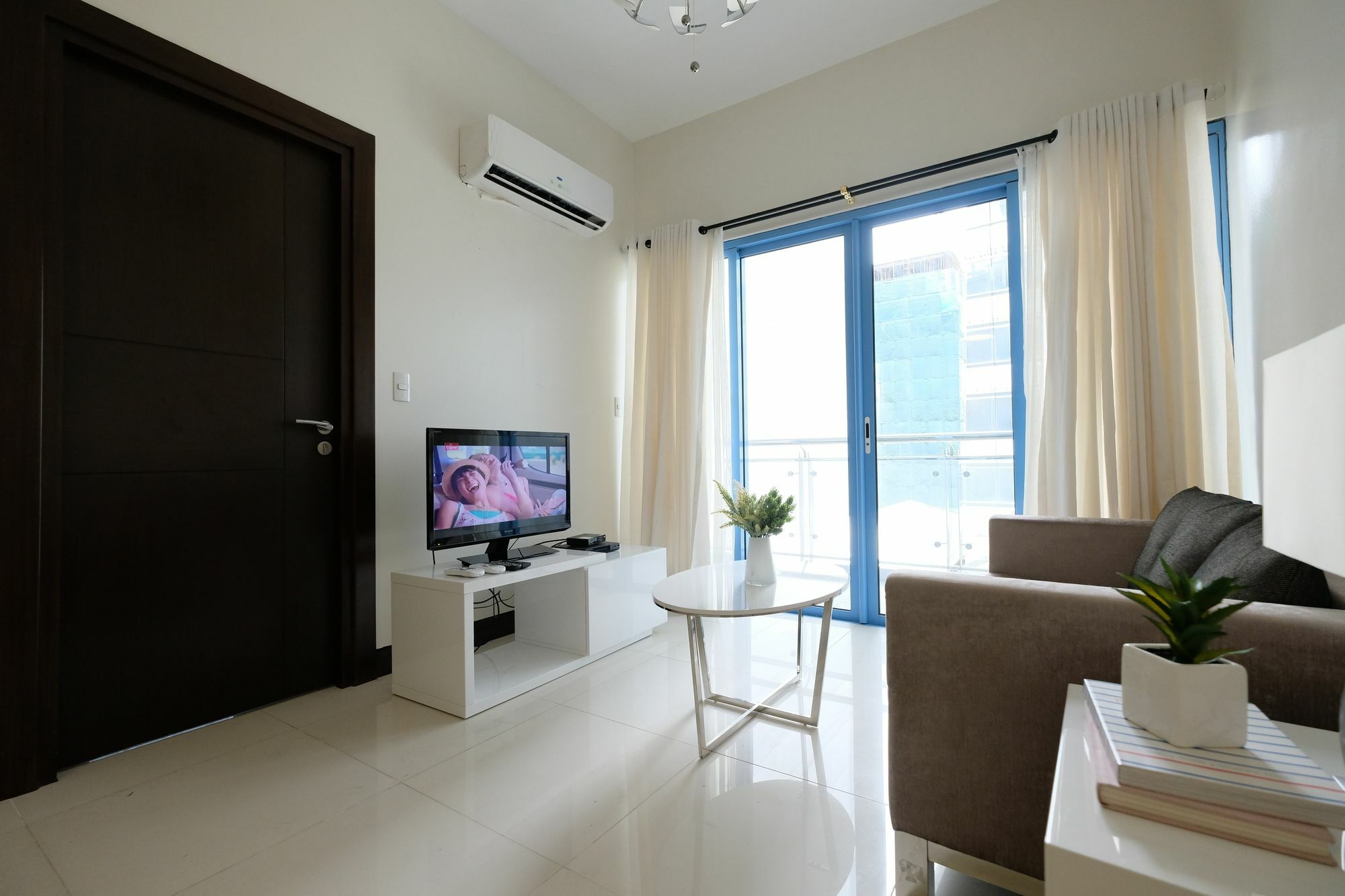 Csuites At Two Central Residences Makati City Exteriér fotografie